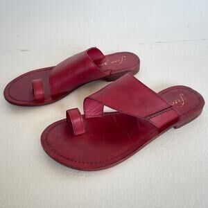 FREE PEOPLE Sant Antoni Slides Cherry Leather Toe Loop Sandals Sz 36 Boho Hippie